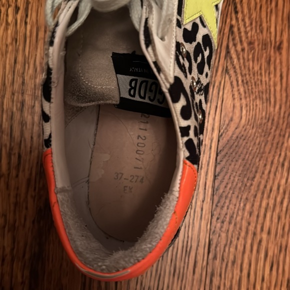 Golden Goose Size 37 leopard with orange back and green star - Picture 5 of 5